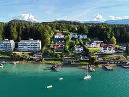 Großzügige Villa in Velden mit See- und Schlossblick