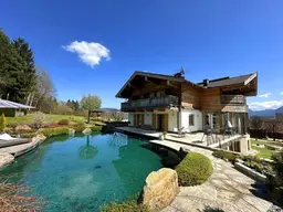FASZINIERENDES CHALET mit Fernblick / VELDEN AM WÖRTHERSEE
