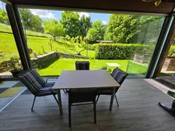 ANLAGE/VORSORGE stilvolle 4ZI in Top Lage mit Terrasse, 114m² Garten, Sommergarten und Carport