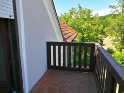 Großzügige 3ZI mit Balkon, Garage, Allgem/Garten