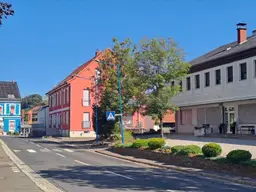 Sonnige Maisonette in zentraler Ortslage, 6ZI mit Loggia &amp; Doppelgarage