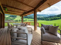 Luxuriöse Gartenwohnung mit unverbautem Panoramablick in Kitzbühel