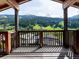 Großzügige Maisonettenwohnung in herrlicher Aussichtslage von Jochberg