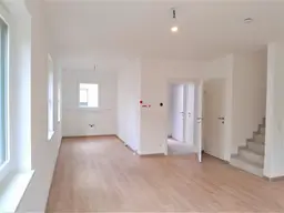 Neuwertiges Einfamilienhaus mit Garten, Balkon und Terrasse in Biedermannsdorf!
