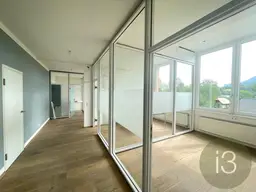 Lichtdurchflutetes Büro mit idealer Raumaufteilung – Salzburg-Maxglan