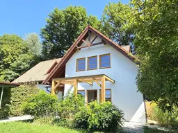 Wunderschönes, gepflegtes Ein-/Zweifamilienhaus mit angrenzendem Baugrundstück