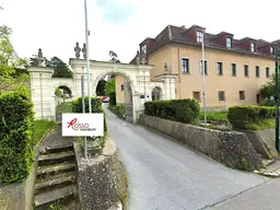 AUSSERGEWÖHNLICHES HISTORISCHES GEWERBEOBJEKT NÄHE WIEN
