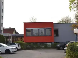 große Büro-Ordinations-Praxisflächen im Bürozentrum Villach Süd zu mieten !
