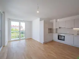 DACHGESCHOSSTRAUM MIT TERRASSE + EINBAUKÜCHE!