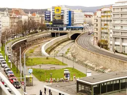 Kostengünstige Büroräume direkt bei U4/U6 Station