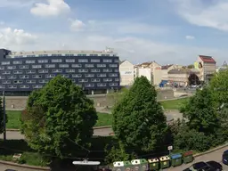 Büroetagen an der U4/U6-Station Längenfeldgasse