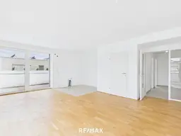 ERSTBEZUG Penthouse Wohnung mit großer Terrasse