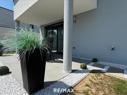 Exclusives Zweifamilienhaus mit 250m2