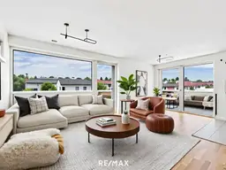 ERSTBEZUG Penthouse Wohnung mit großer Terrasse