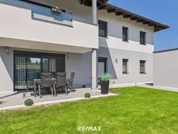 Exclusives Zweifamilienhaus mit 250m2