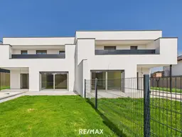 Doppelhaushälfte mit Pool und Klimaanlage