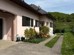 Wunderschönes Landhaus mit tollem Ausblick und Pool