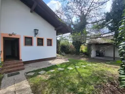 "NEUER PREIS!" SOLIDER BUNGALOW MIT GUTER ANBINDUNG UND GROSSZÜGIGEM GARTEN IM SÜDEN VON WIENER NEUSTADT