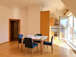 "In Kaufabwicklung" YOUTH FLAT!! Coole STARTERWOHNUNG mit TERRASSE im DACHGESCHOSS