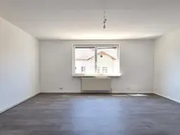 ZENTRAL UND SONNIG GELEGENE MIETWOHNUNG