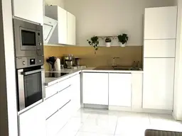 Sehr schöne Wohnung mit Balkon