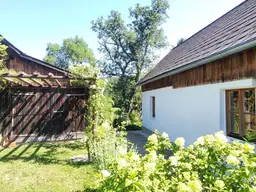 LAND-ANWESEN IN EINER NATUROASE AUF 3.200m²; BAULAND-AGRAR WIDMUNG MIT VIELFÄLTIGEM POTENZIAL!!