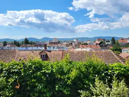 NEUER PREIS!!! WUNDERSCHÖNE GARTENWOHNUNG MIT GÖTTWEIGBLICK