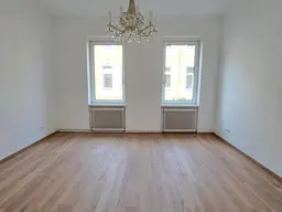 Neuer Preis! PROVISIONSFREI! Altbauflair für Mieter mit Ideen!