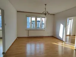 Helle 2-Zimmer-Wohnung in zentraler Lage – Nähe Bahnhof Wiener Neustadt zu vermieten!