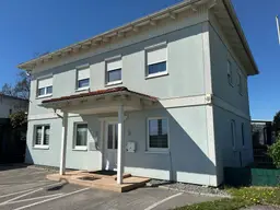 Ebreichsdorf – Cool, das Haus hat Platz - für Hund und Katz und Spatz!