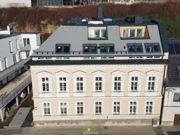 Hochwertige Dachgeschoßwohnung in ruhiger, zentraler Lage - Top 7