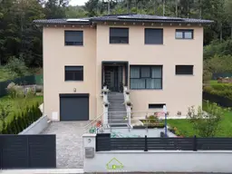Waldrandlage: modernes, großzügiges Traumhaus in Ruhelage