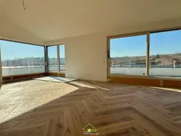 Aussichtslage Top 12: Luxuriöse 4 Zimmer Dachgeschosswohnung mit herrlicher Terrasse