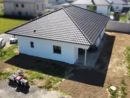 Familienfreundlich: moderner, großzügiger Bungalow in ruhiger Lage