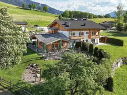 Rarität- Bauernhaus mit Pferdehaltung, Gastronomie und Apartmentvermietung in Saalfelden