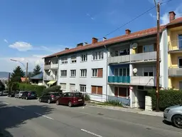 Waltendorfer Hauptstraße Sanierungsbedürftige 3 Zimmerwohnung mit Balkon und Garage