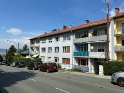 Waltendorfer Hauptstraße Sanierungsbedürftige 3 Zimmerwohnung mit Balkon und Garage