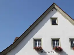 Handwerker aufgepasst - Mehrfamilienhaus mit Terrasse