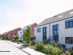 2-Familienhaus mit Garage