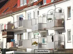 2-Zimmer-Wohnung mit 2 Balkonen und 2 Pkw-Stellplätzen
