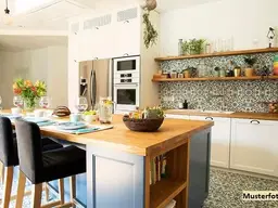 Einfamilienhaus mit Terrasse und Doppelgarage