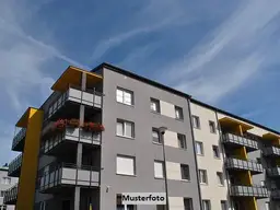 4-Zimmer-Wohnung mit Balkon und Gartenanteil