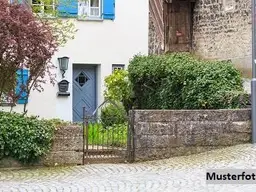 +++ Einfamilien-Doppelhaushälfte mit 2 Pkw-Stellplätzen +++