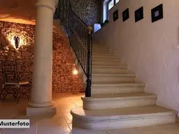Einfamilienhaus mit Garage