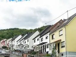 Einfamilien-Reihenmittelhaus mit 2 Stellplätzen