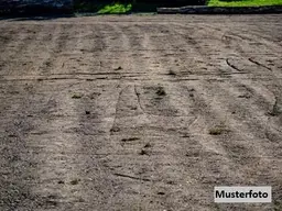 Investitionschance: Grundstück mit bestehender Baubewilligung