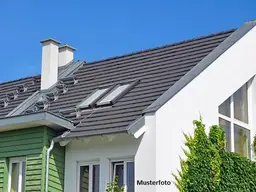 Einfamilien-Doppelhaushälfte mit 6 Zimmern und Terrasse