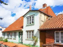 Gemütliches Zuhause mit viel Potenzial - Doppelhaushälfte mit Nebengebäuden