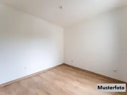 +++ Charmante Wohnung im historischen Gebäude mit Laube &amp; Pkw-Stellplatz +++