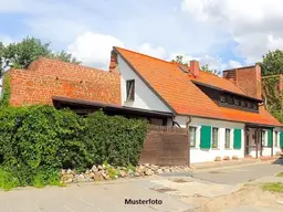 Großzügiges Grundstück mit ehemaliger Hofstelle - viel Potenzial